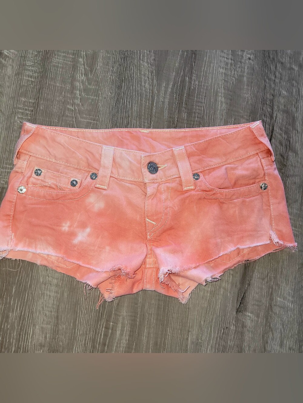 True Religion Bobby Cut Offs Size 27